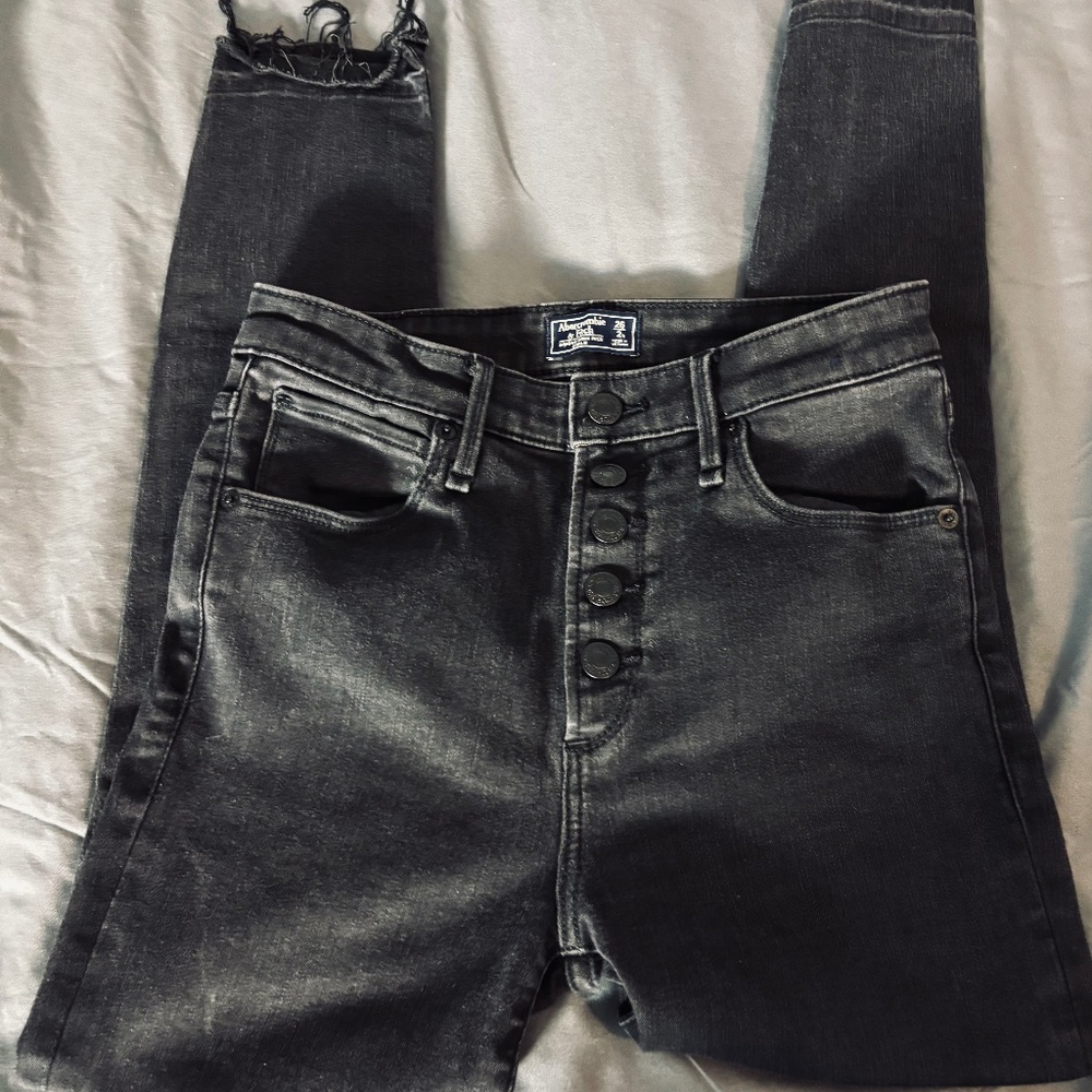 Abercrombie & Fitch Simone High Rise Ankle